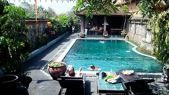 Jalan Jalan Villas & Spa