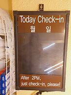 Seoul Guesthouse - Foreign Guests Only