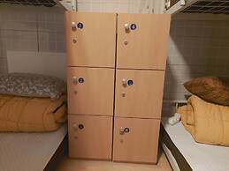 Seoul Guesthouse - Foreign Guests Only