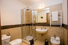 Trastevere's Friends