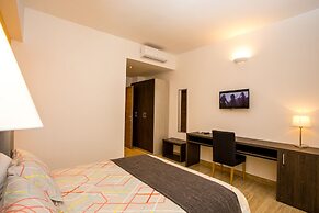 Trastevere's Friends