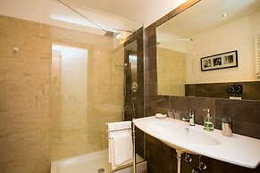 Trastevere's Friends