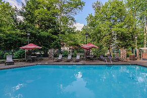 Baskins Creek Condos