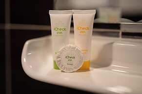 iCheck inn Chill Patong