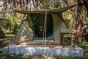 Victoria Falls Waterfront