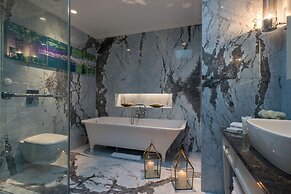 10 Karakoy Istanbul - Special Class