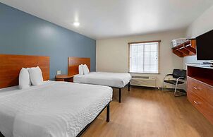 Extended Stay America Select Suites - Cleveland - Airport
