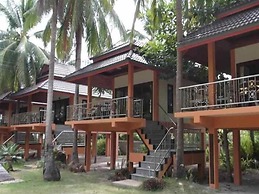 Chaloklum Bay Resort