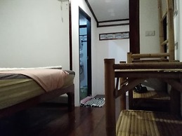 Comon Bungalow - Hostel