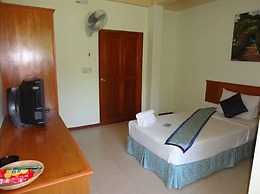 VIVA on the Beach Hotel