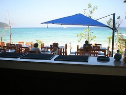 VIVA on the Beach Hotel