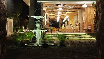 Paragon Hotel Seminyak