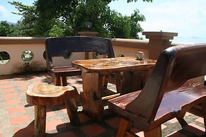 Dancing Elephant Beach Club - Hostel