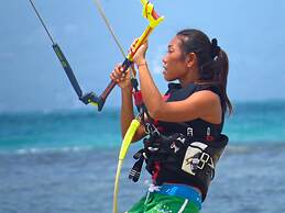 Dancing Elephant Beach Club - Hostel