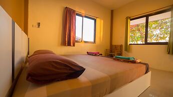 Dancing Elephant Beach Club - Hostel