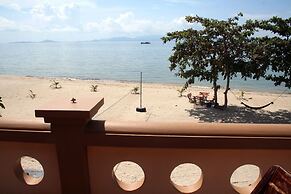 Dancing Elephant Beach Club - Hostel