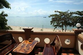 Dancing Elephant Beach Club - Hostel