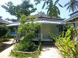 Dancing Elephant Beach Club - Hostel