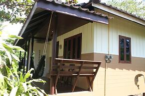 Dancing Elephant Beach Club - Hostel