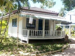 Dancing Elephant Beach Club - Hostel