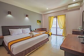 Grand Santhi Hotel