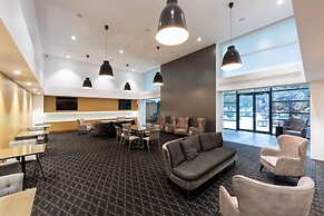 Avenue Hotel Canberra