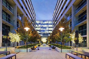 Avenue Hotel Canberra