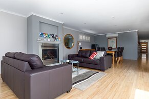 The Edgewater Bed & Breakfast