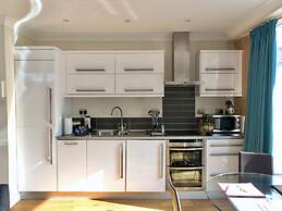 Your Space Apartments - Byron House