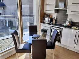 Your Space Apartments - Byron House