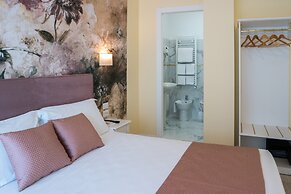 Guest House Train Station