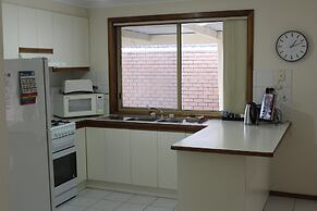 Australian Home Away at Doncaster Andersons Creek 2