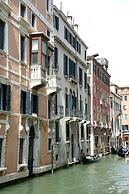 Corte Barozzi Venice Suites