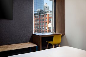 Aloft Denver Downtown