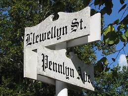 The Olde Mill Inn Bed & Breakfast