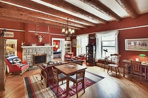 Casa del Gavilan Historic Inn