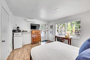 Inn On The Drive ( Adults Only)