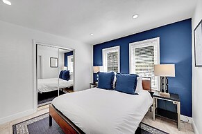 Inn On The Drive ( Adults Only)