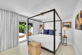 Inn On The Drive ( Adults Only)