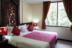 At Phuket Inn Patong Beach