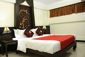 At Phuket Inn Patong Beach