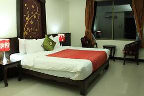 At Phuket Inn Patong Beach