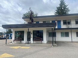 Revelstoke Lodge