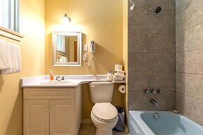 Richca Chalets Resort