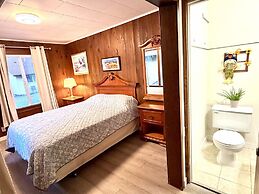 Richca Chalets Resort