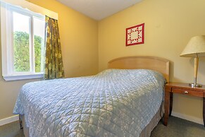 Richca Chalets Resort