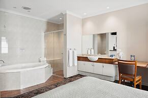 Quality Hotel Bayswater