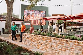 Quality Hotel Bayswater