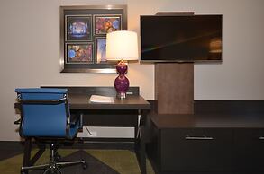 Holiday Inn Express & Suites Oklahoma City Mid - Arpt Area by IHG