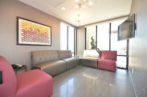 Holiday Inn Express & Suites Oklahoma City Mid - Arpt Area by IHG